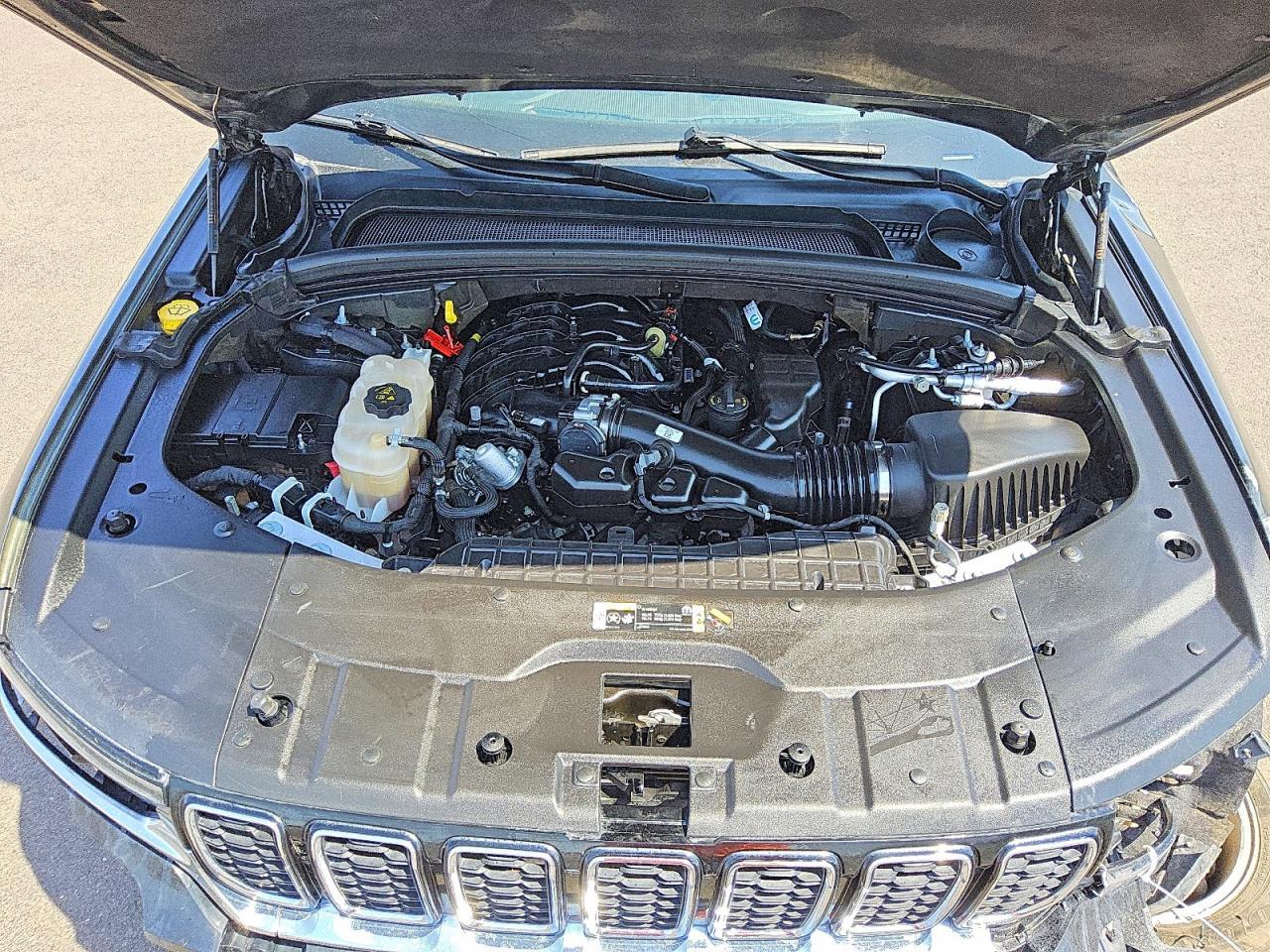 2023 Jeep Grand Cherokee Limited - zdjęcie 12