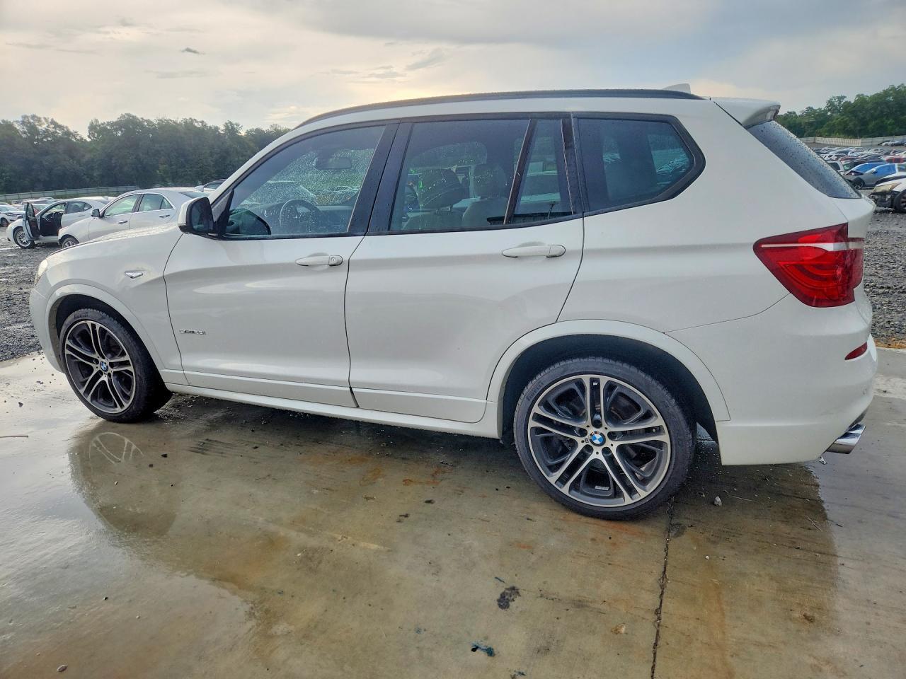2017 BMW X3 Sdrive28I - zdjęcie 2
