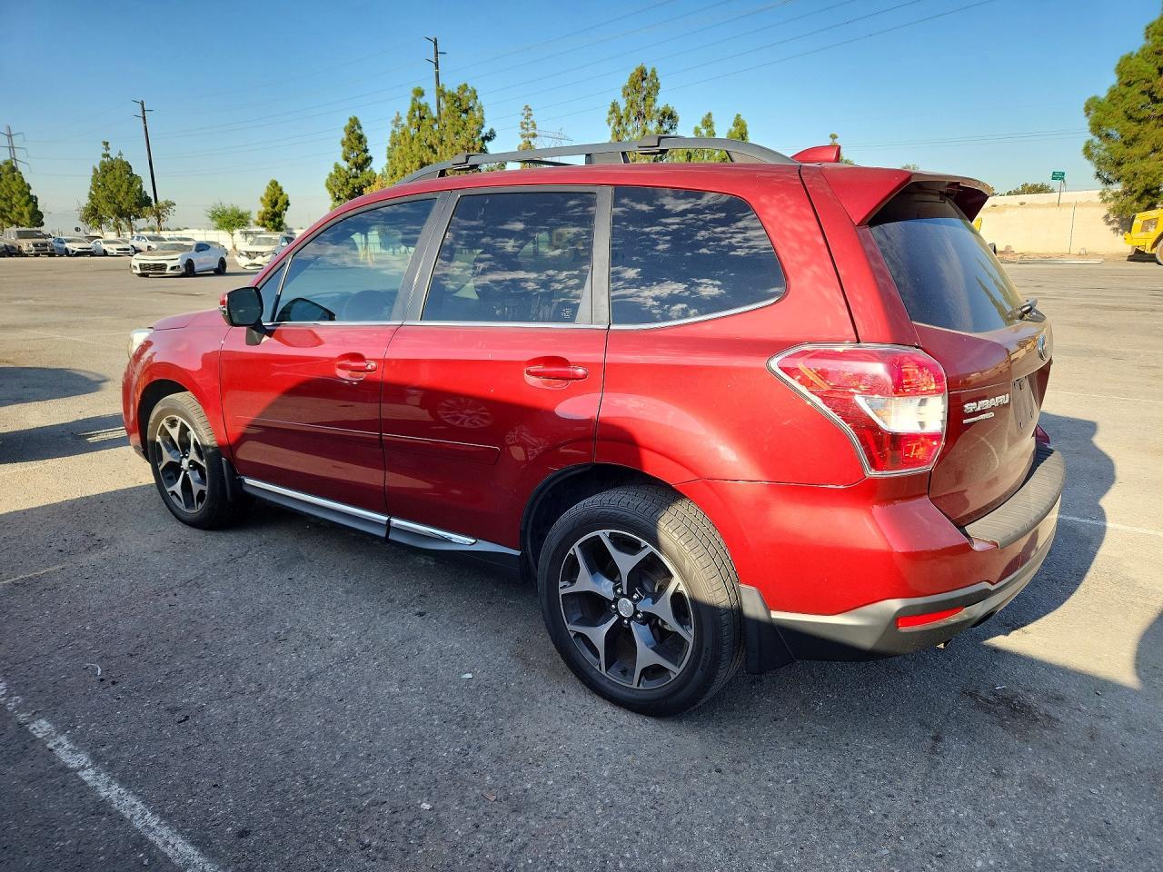 2016 Subaru Forester 2.0Xt Touring - zdjęcie 2