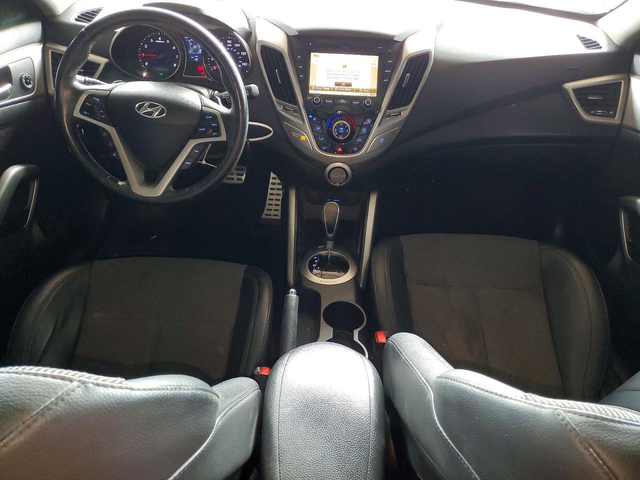 2013 Hyundai Veloster Base - zdjęcie 8