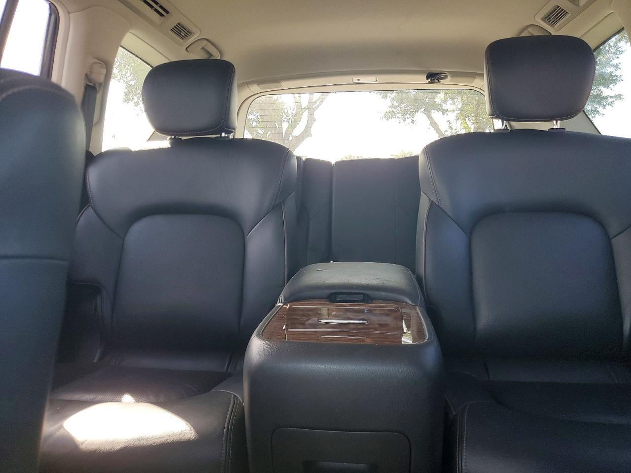 2017 Nissan Armada Platinum - zdjęcie 10