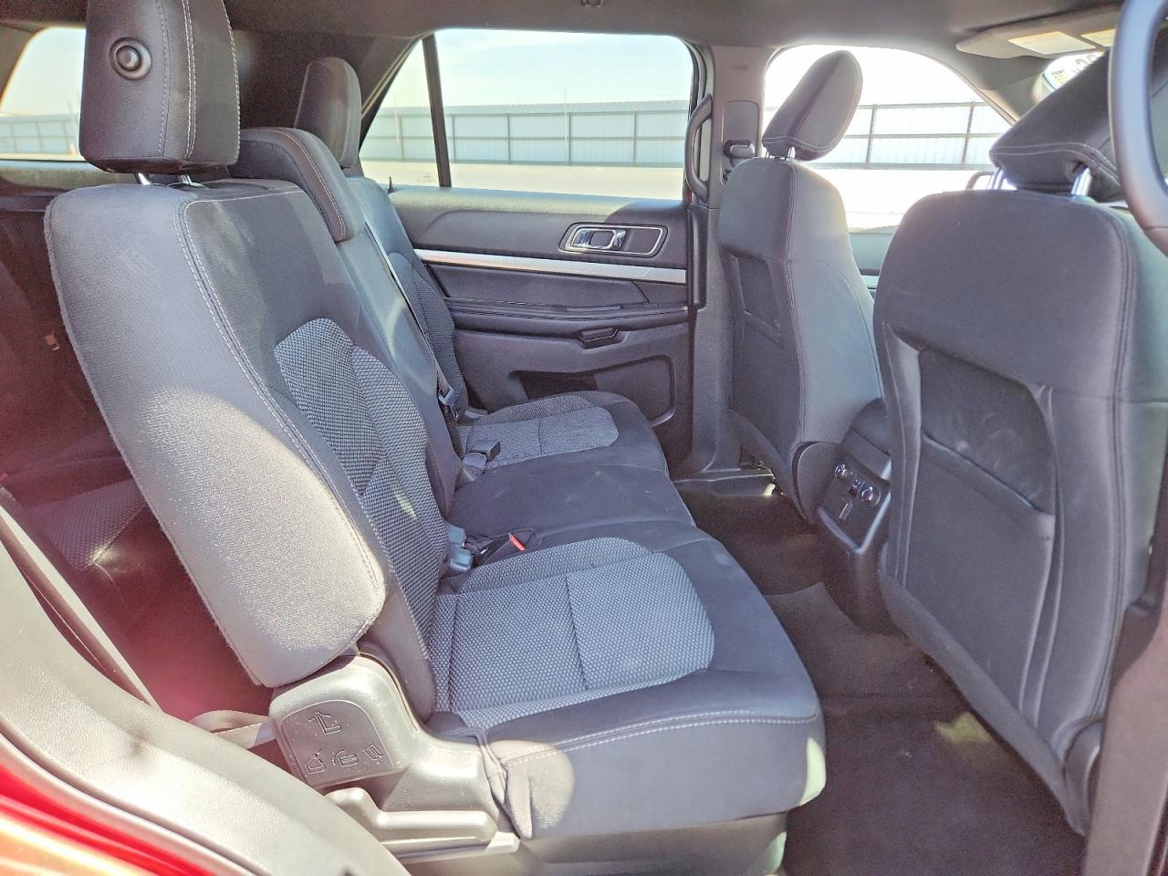 2018 Ford Explorer Xlt - zdjęcie 11