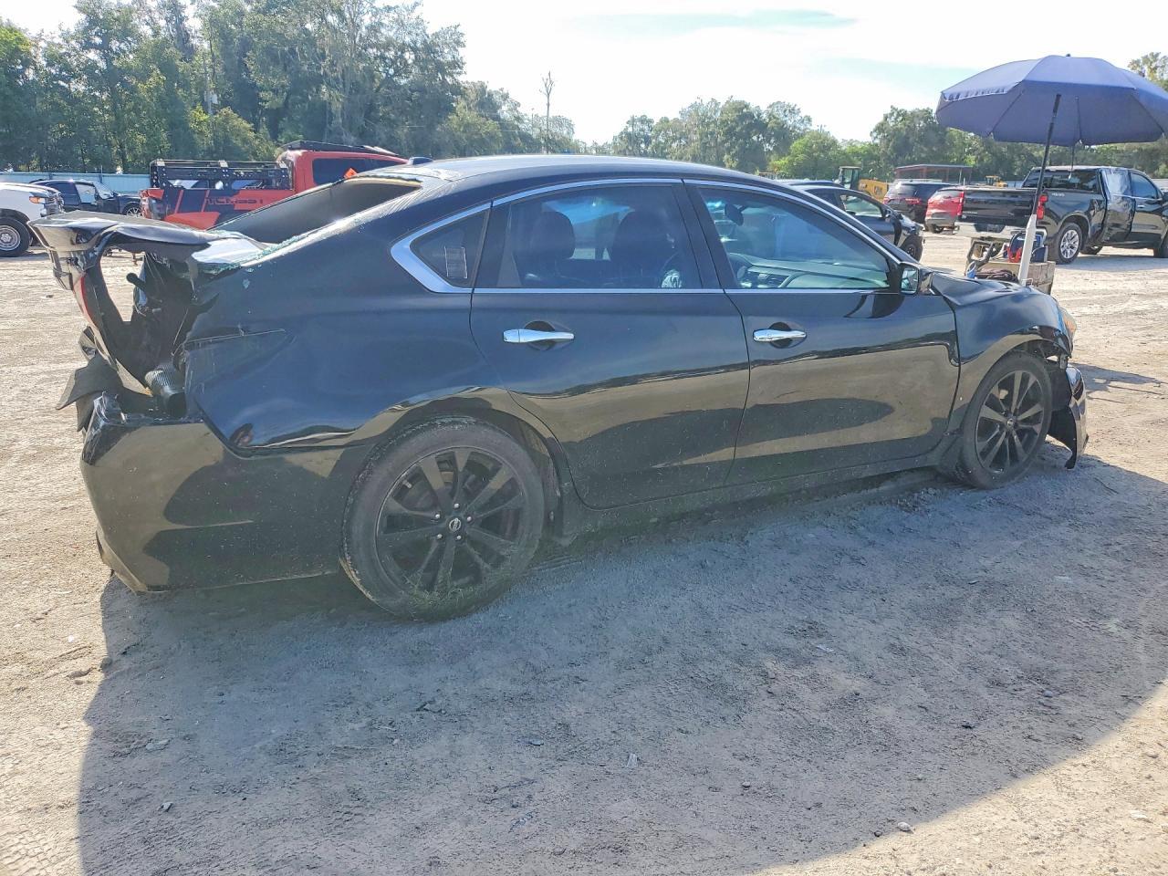 2018 Nissan Altima 2.5 Sr - zdjęcie 3