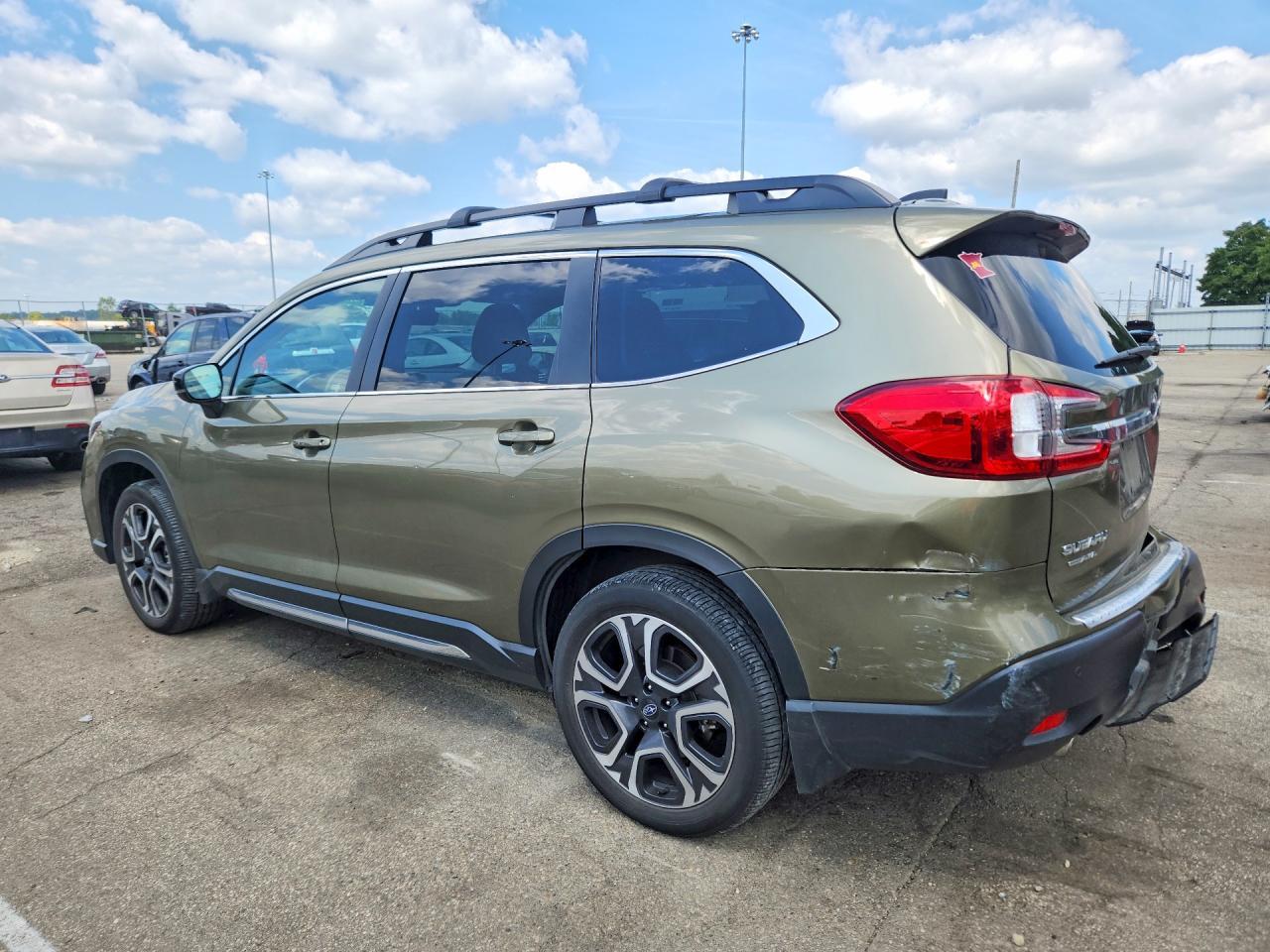 2024 Subaru Ascent Limited - zdjęcie 2