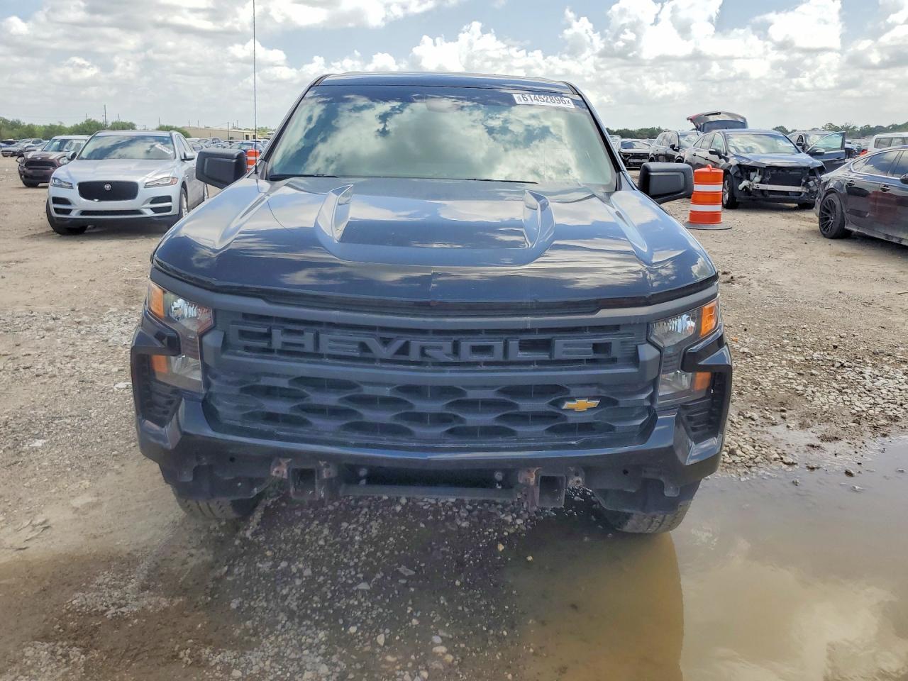 2023 Chevrolet Silverado K1500 - zdjęcie 5