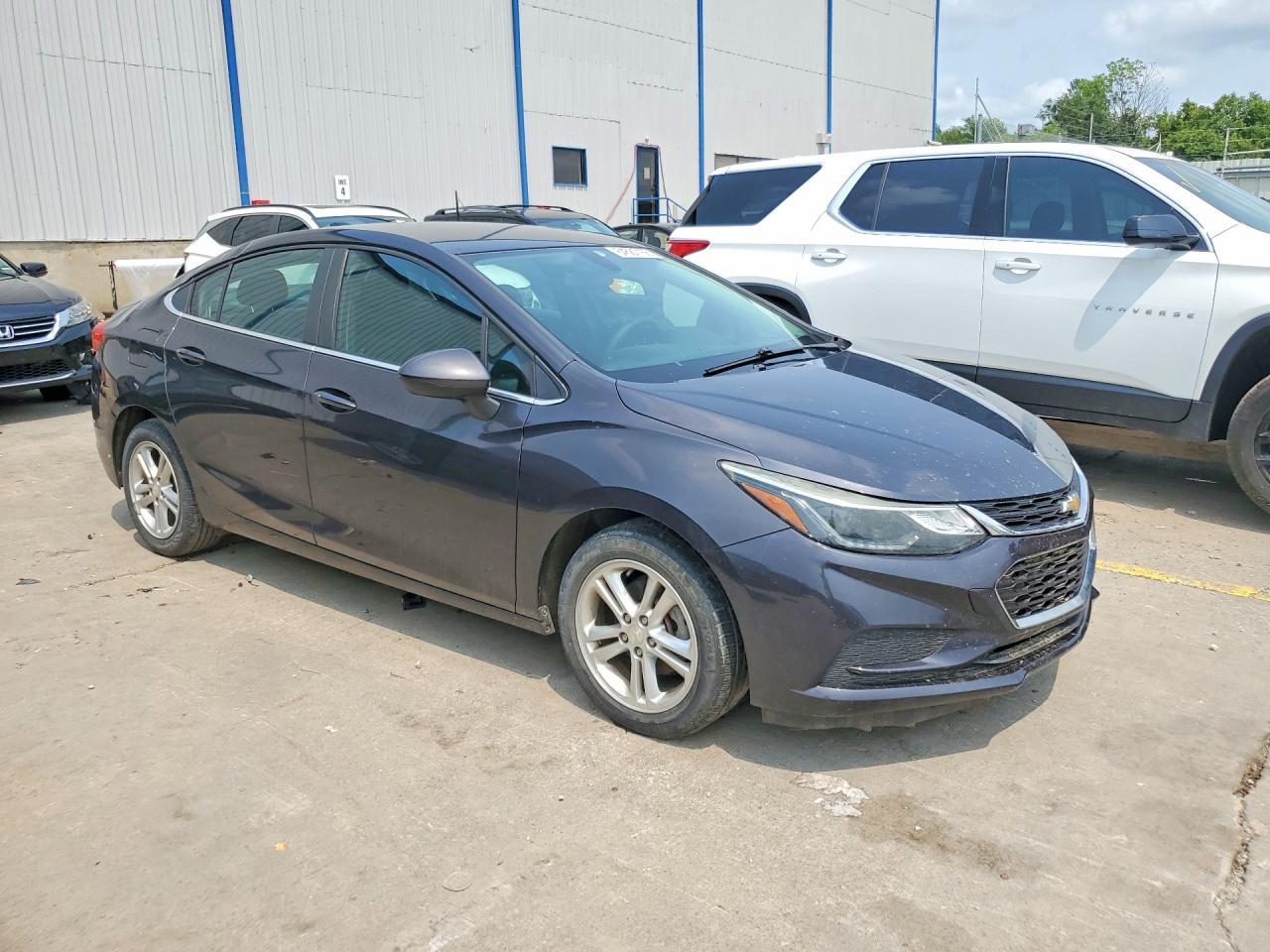 2016 Chevrolet Cruze Lt - zdjęcie 4