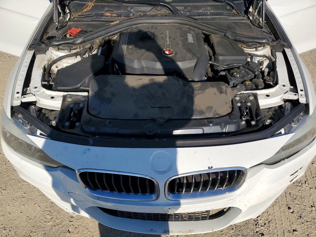 2018 BMW 330 I - zdjęcie 11