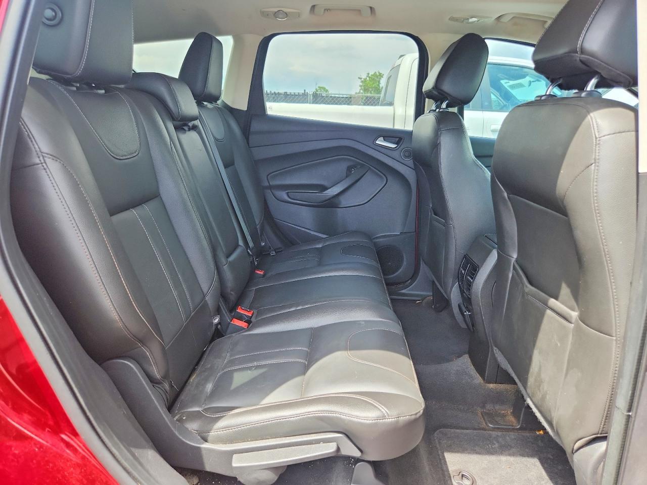 2013 Ford Escape Titanium - zdjęcie 11