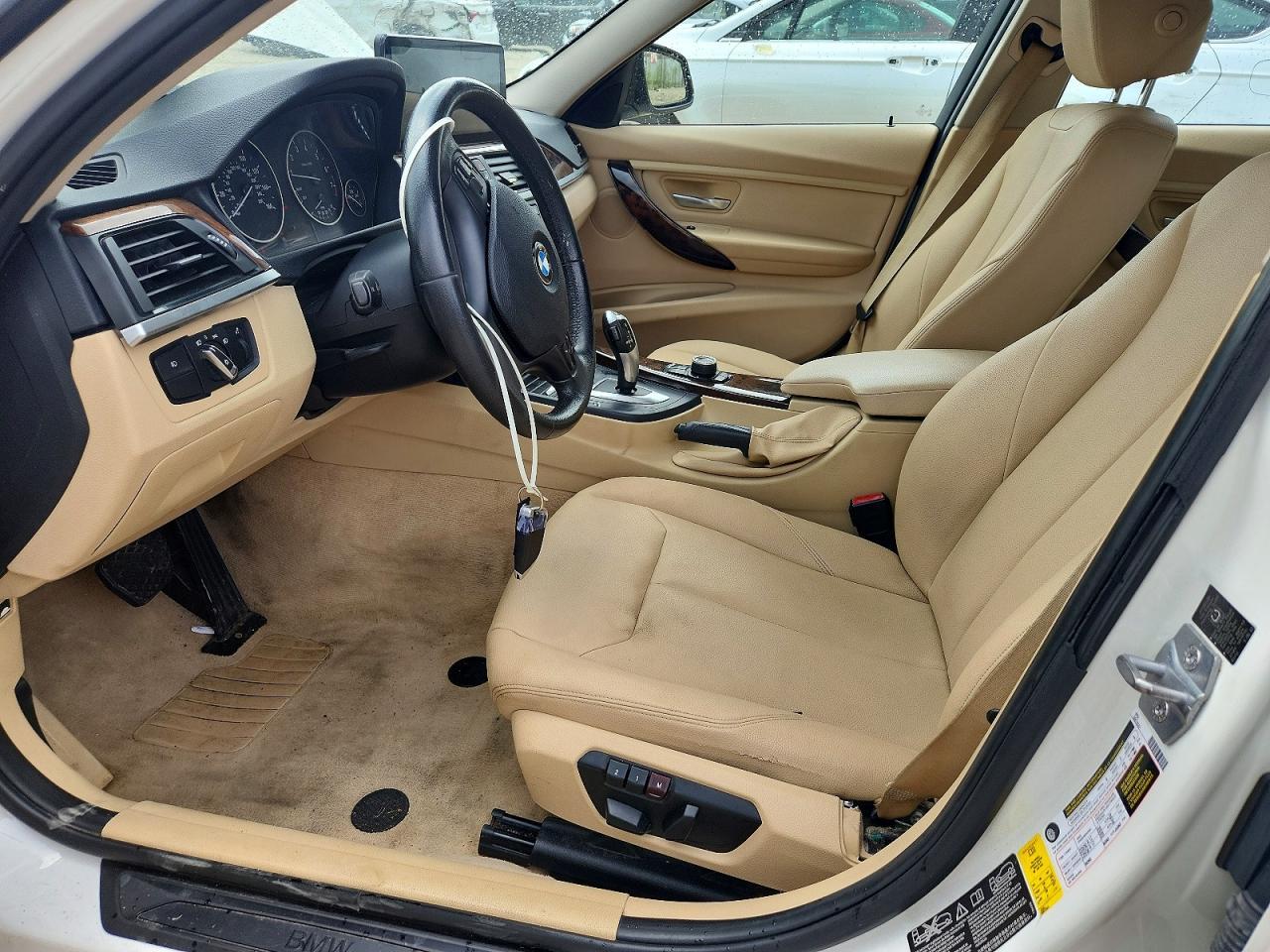 2013 BMW Seria 3 328i - zdjęcie 7