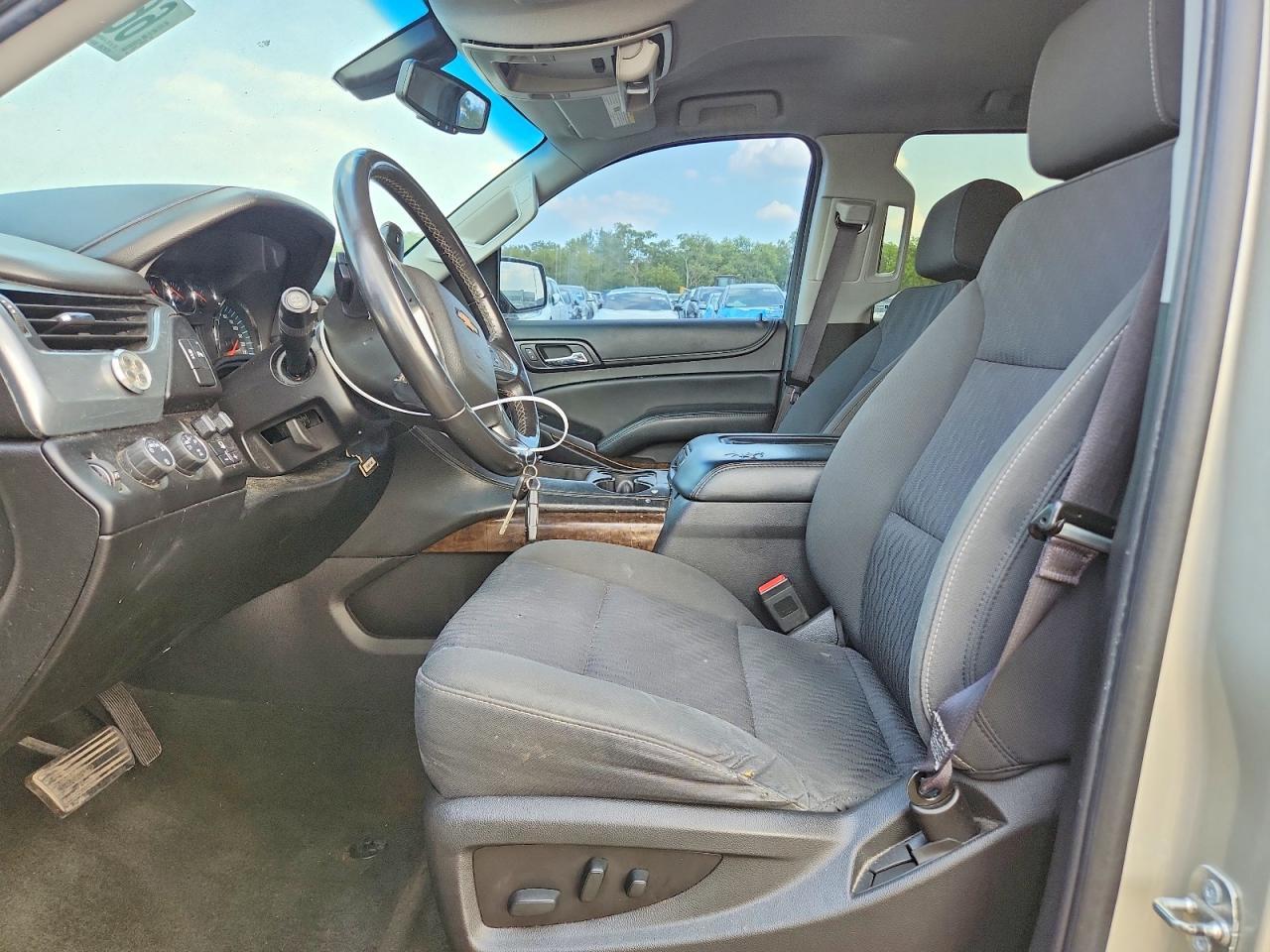2016 Chevrolet Tahoe K1500 Ls - zdjęcie 7