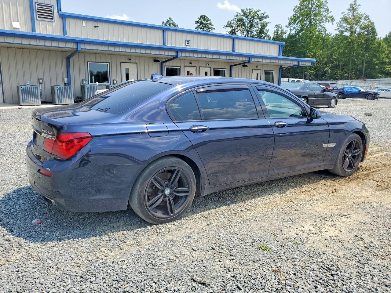 2015 BMW 740 Lxi - zdjęcie 3