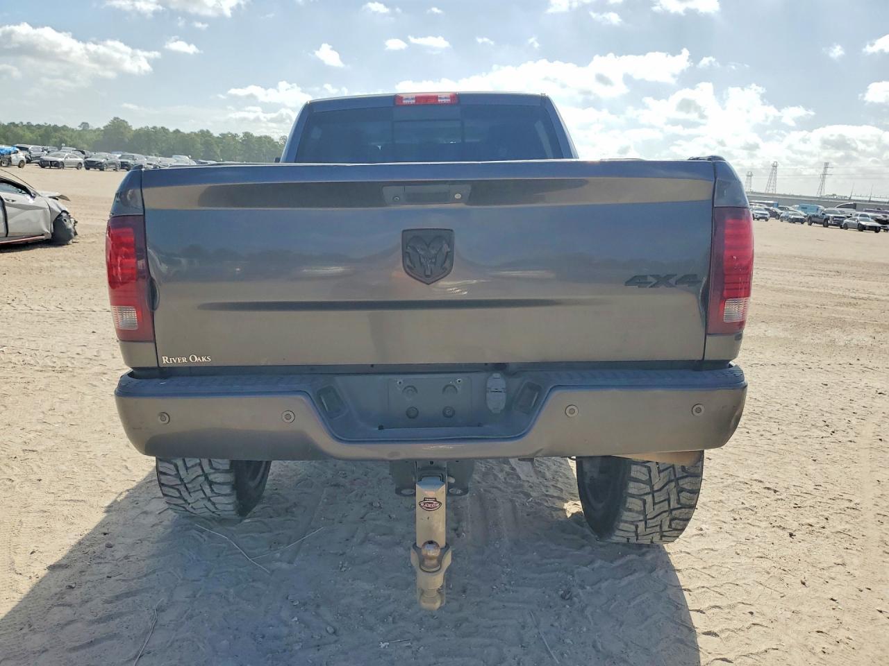 2018 Ram 2500 Laramie - zdjęcie 6