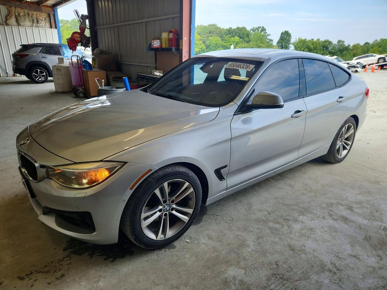 2016 BMW 328 Xigt Sulev - zdjęcie główne