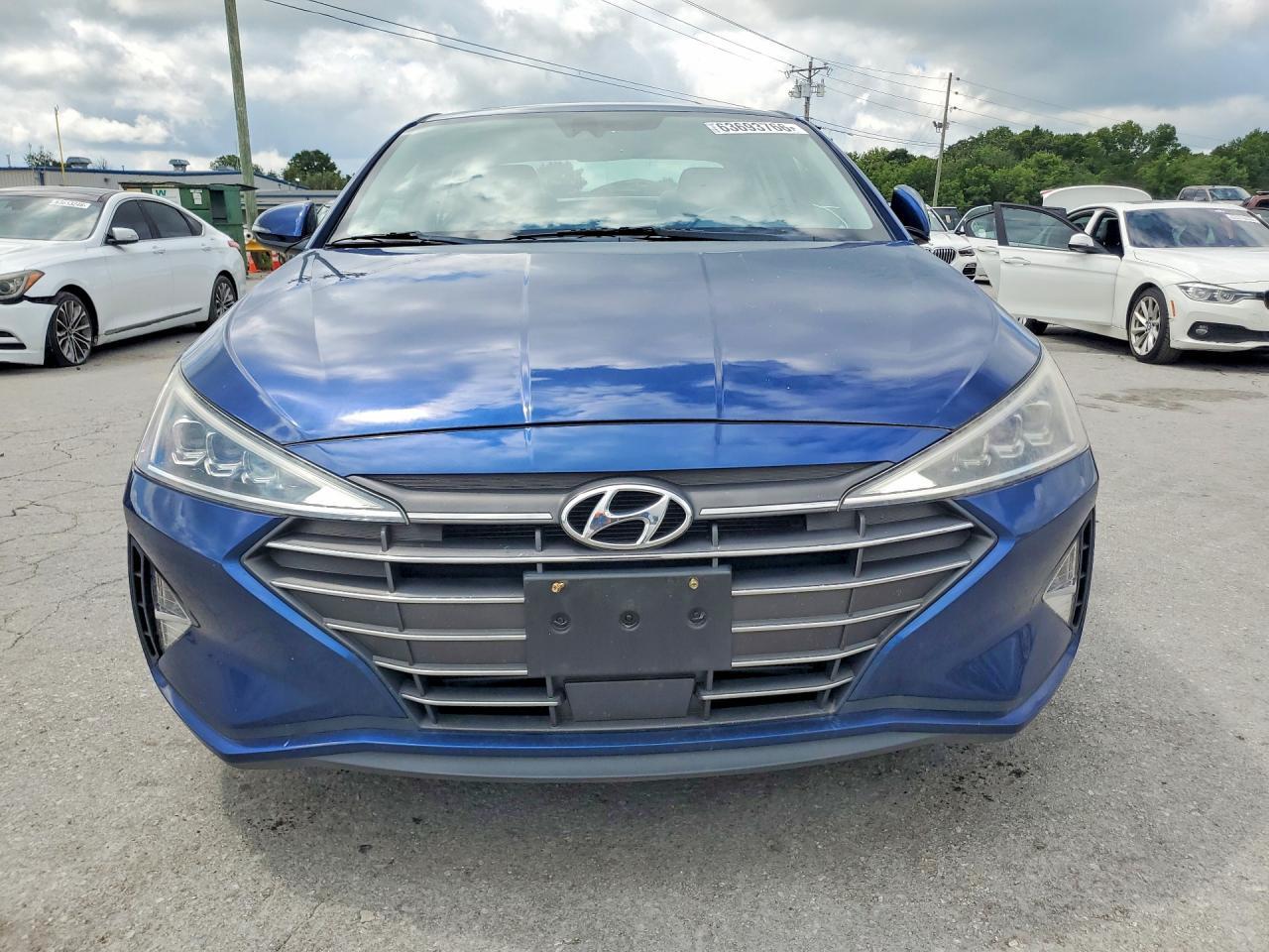 2020 Hyundai Elantra Limited - zdjęcie 5