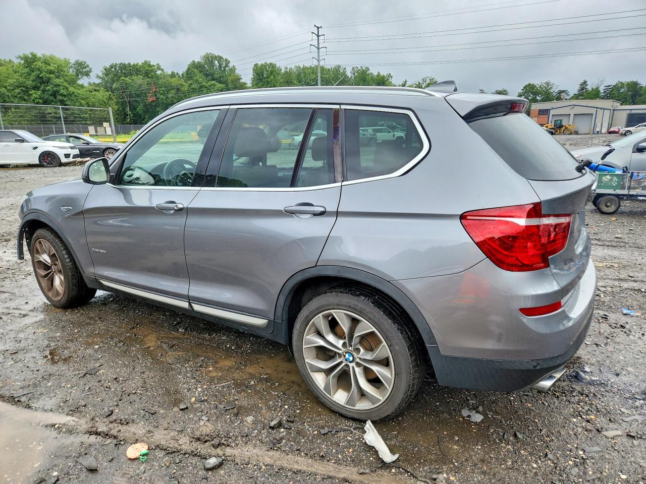 2015 BMW X3 xDrive28I - zdjęcie 2