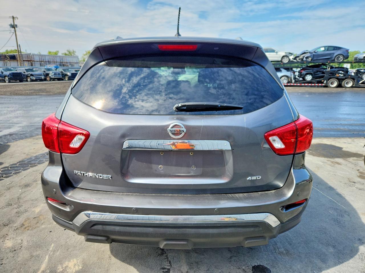 2018 Nissan Pathfinder Sv - zdjęcie 6
