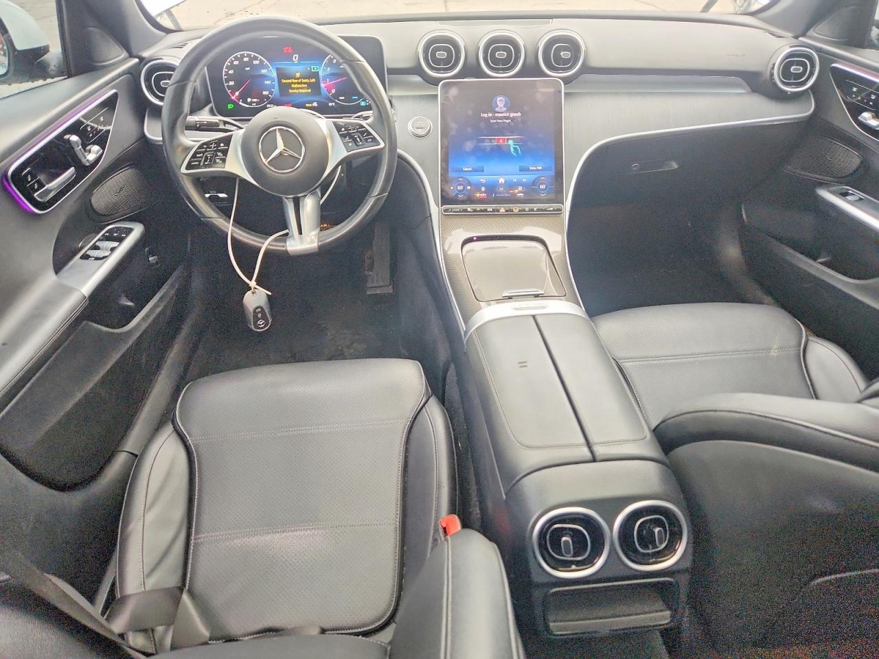 2024 Mercedes-Benz C 300 - zdjęcie 8