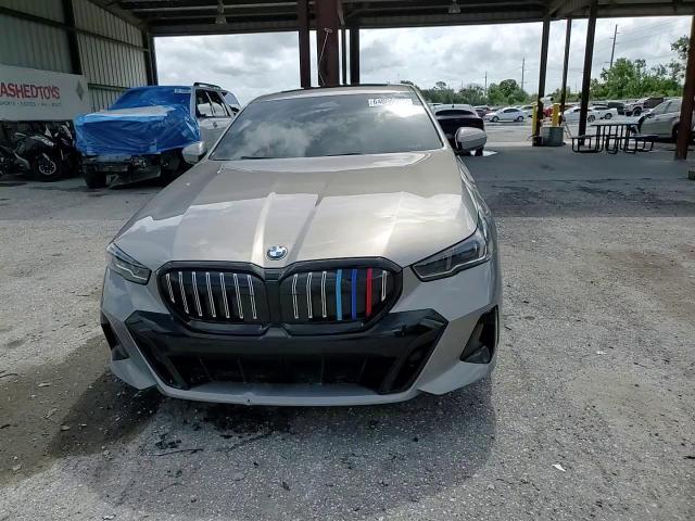 2025 BMW 530 I - zdjęcie 14