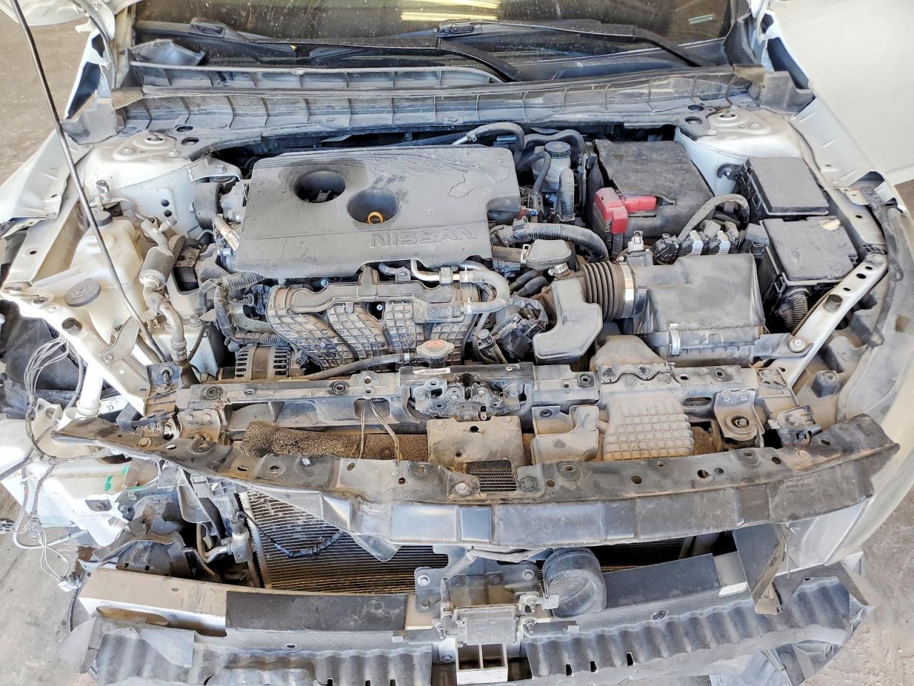 2019 Nissan Altima Sr - zdjęcie 11
