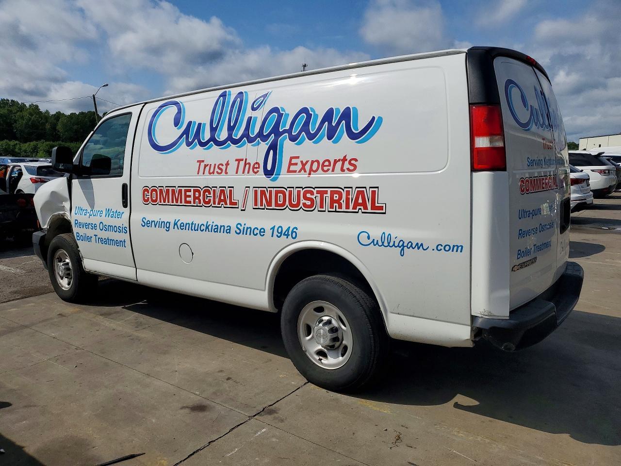 2019 Chevrolet Express G2500 - zdjęcie 2