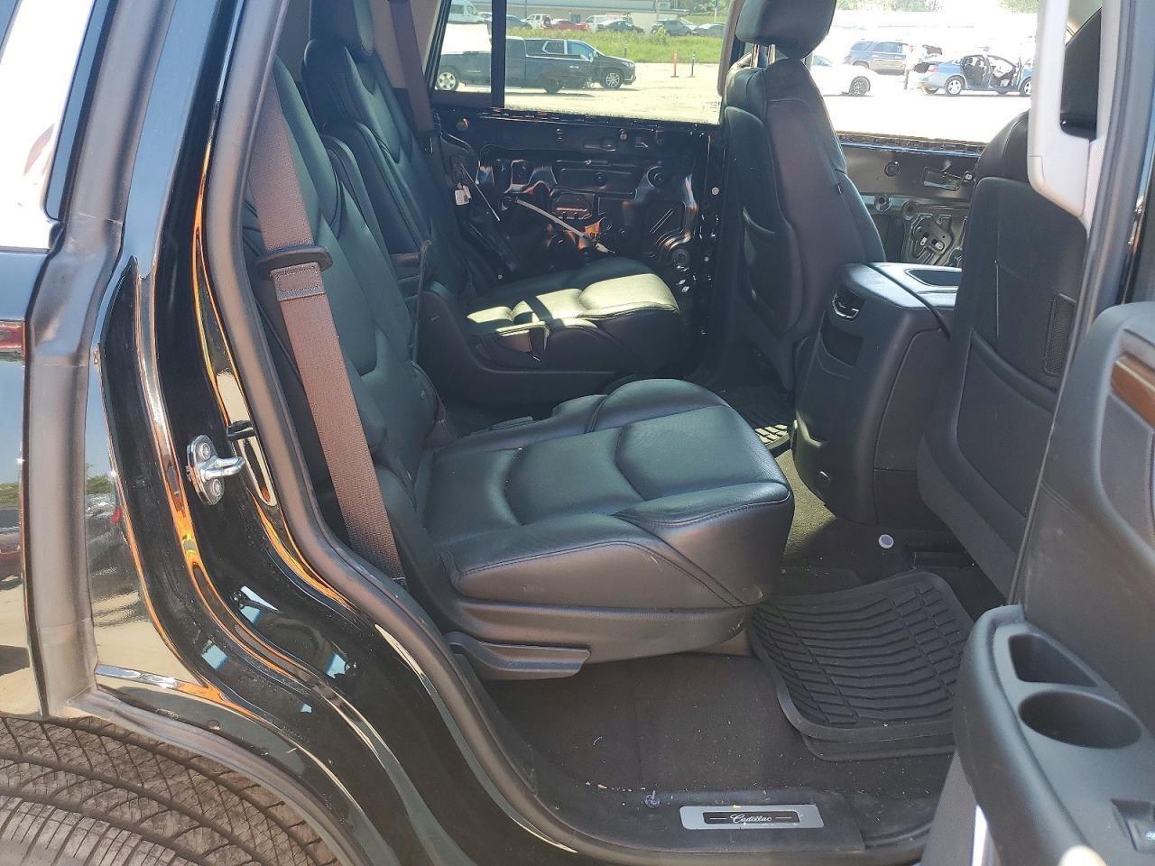 2020 Cadillac Escalade Luxury - zdjęcie 10