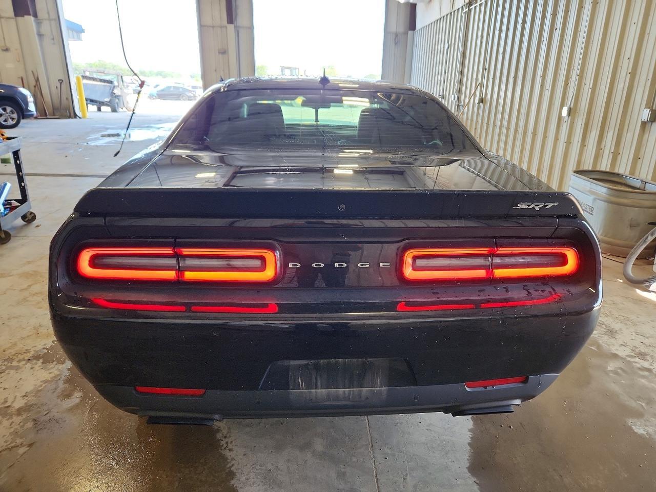 2016 Dodge Challenger Srt Hellcat - zdjęcie 6