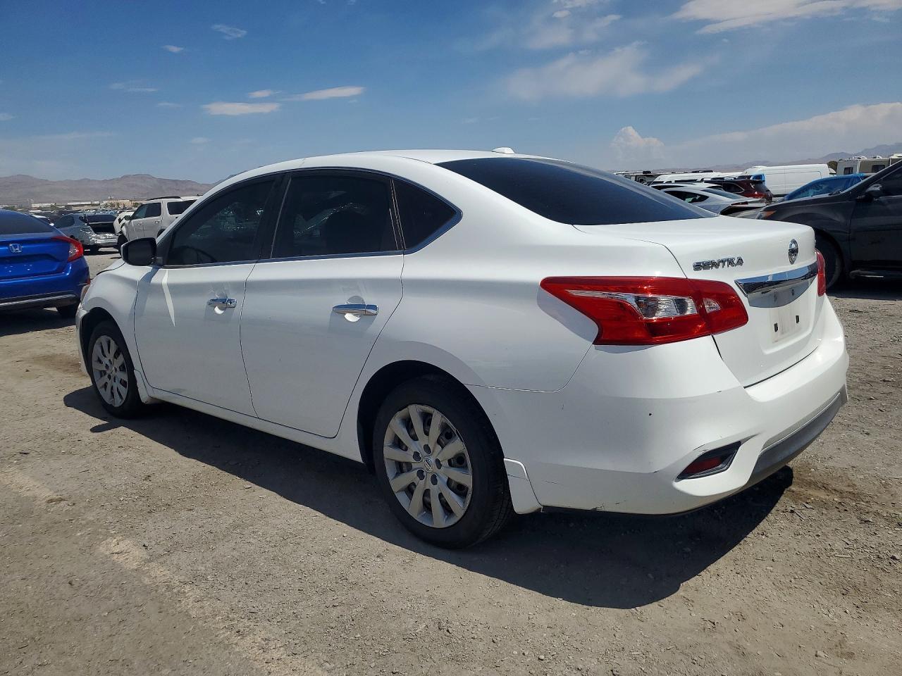 2017 Nissan Sentra Sv - zdjęcie 2