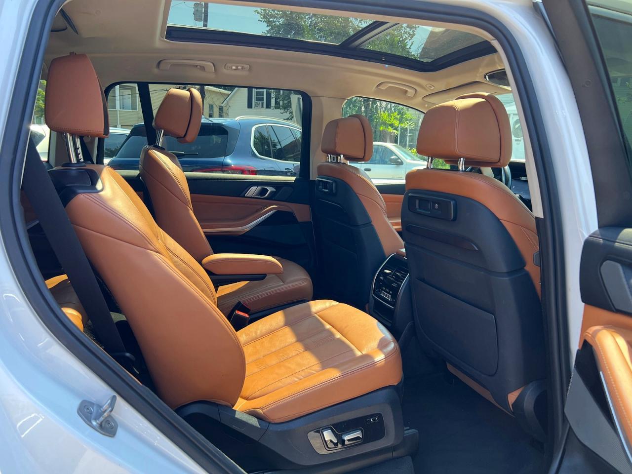 2019 BMW X7 xDrive50I - zdjęcie 8