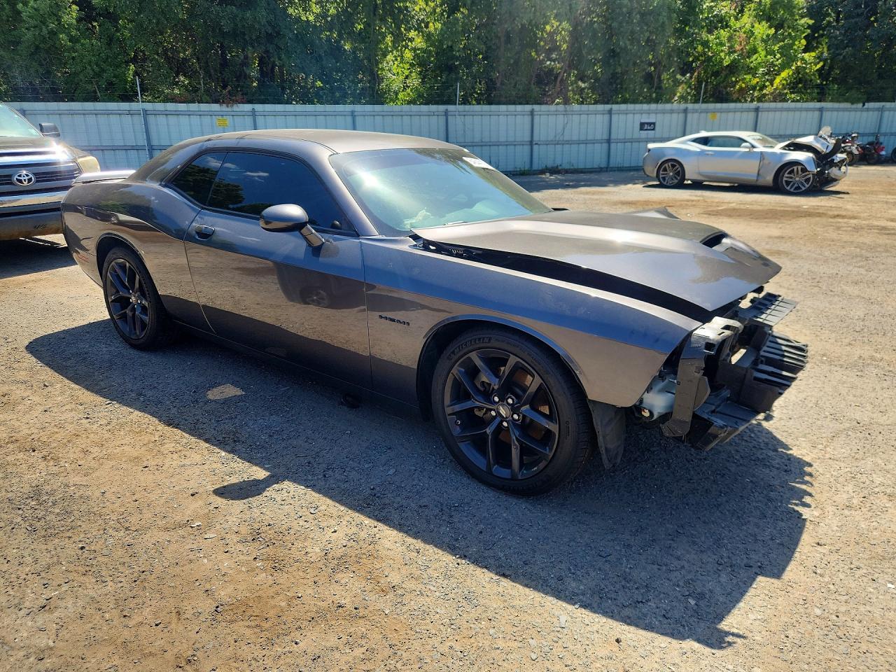 2022 Dodge Challenger R/T - zdjęcie 4