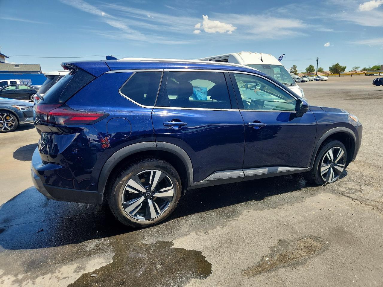 2026 Nissan Rogue Sl - zdjęcie 3