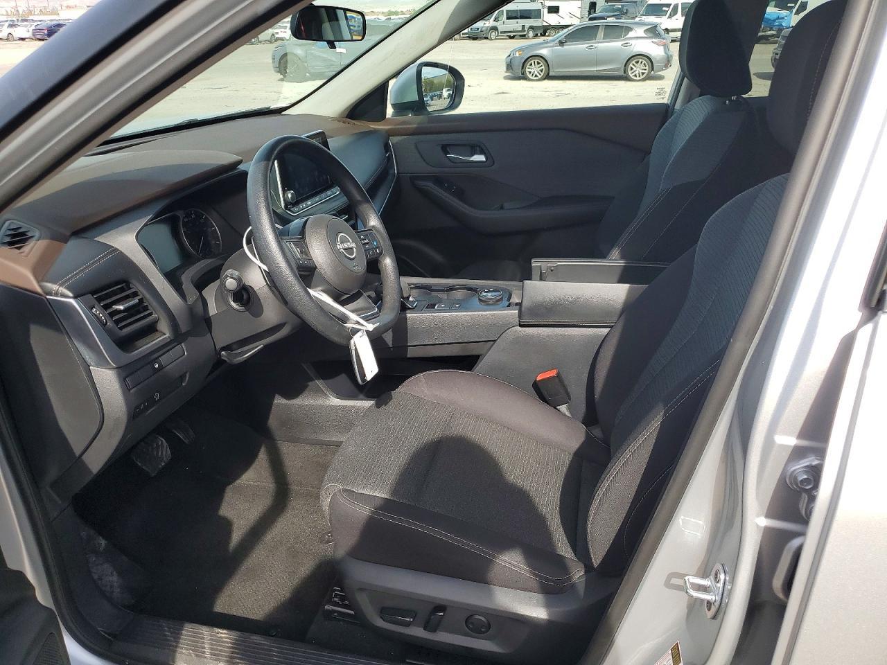 2023 Nissan Rogue Sv - zdjęcie 7