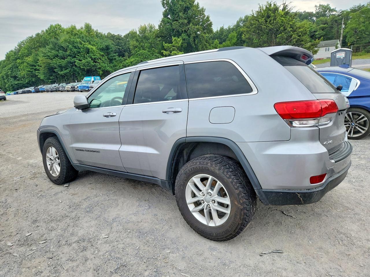 2017 Jeep Grand Cherokee Laredo - zdjęcie 2
