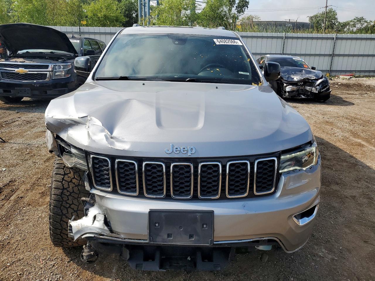 2019 Jeep Grand Cherokee Limited - zdjęcie 5