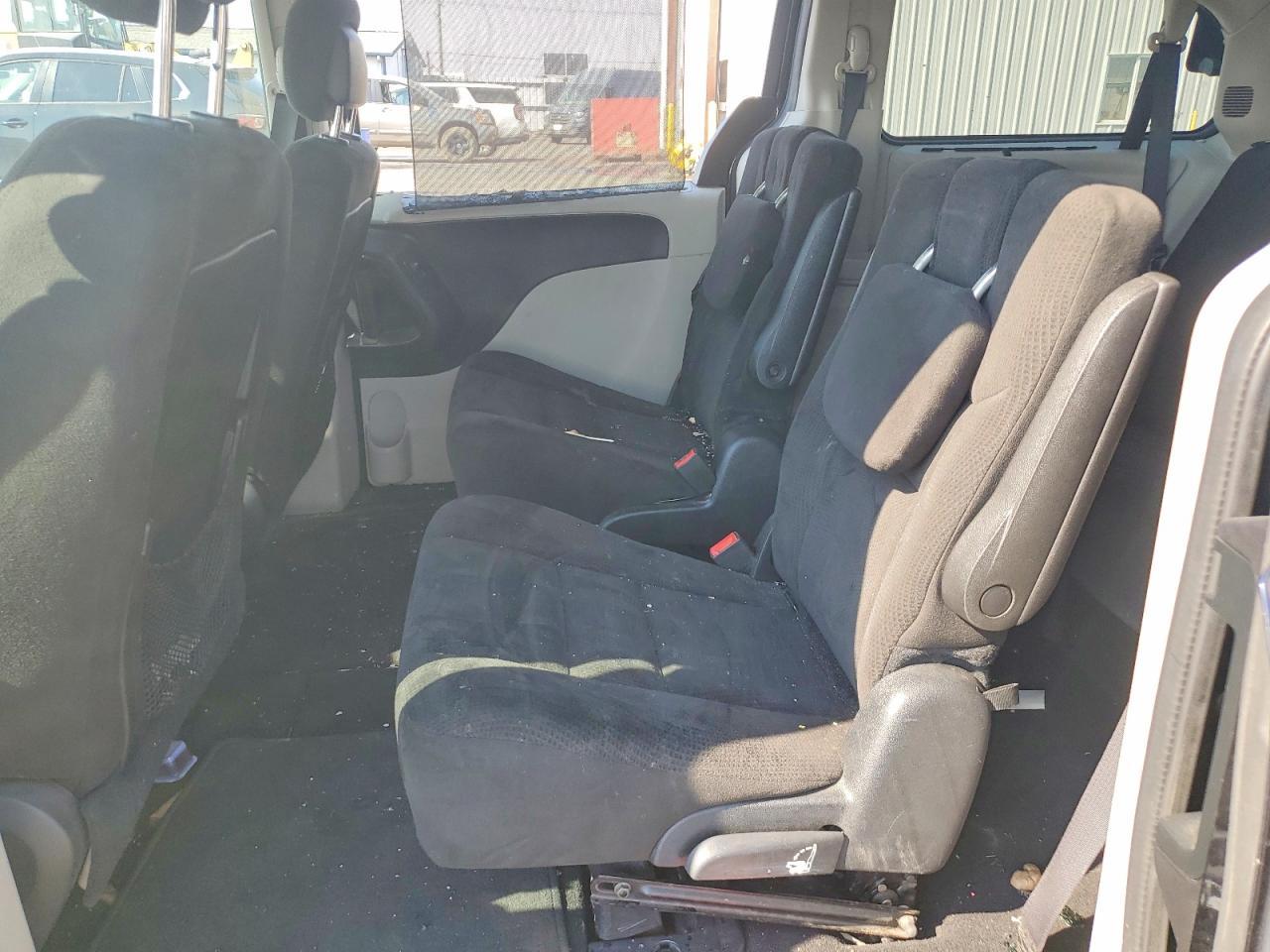 2016 Dodge Grand Caravan Sxt - zdjęcie 11