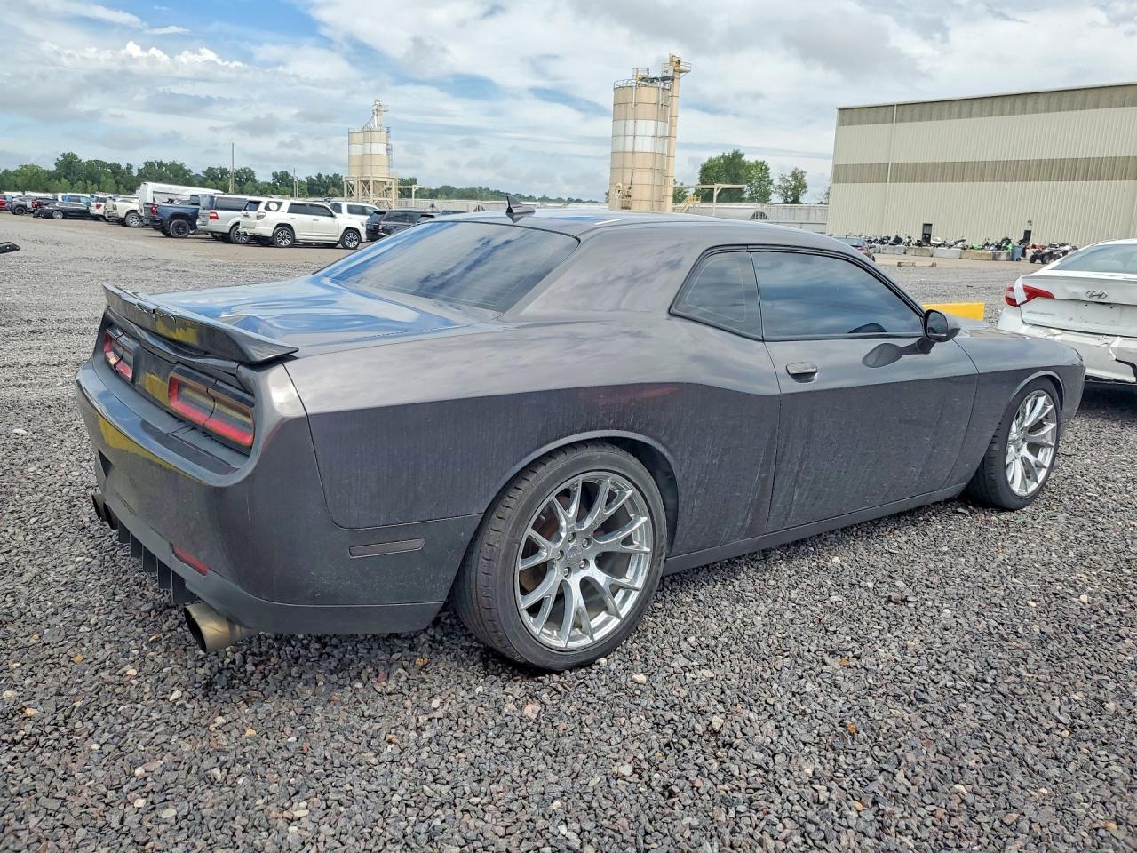 2016 Dodge Challenger R/T - zdjęcie 3