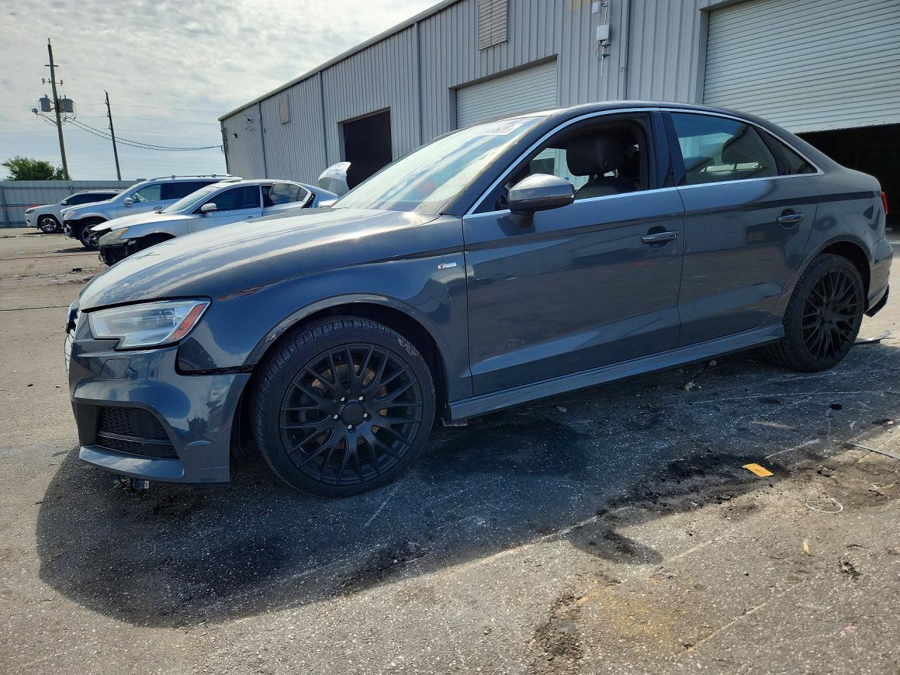 2017 Audi A3 Premium Plus - zdjęcie główne