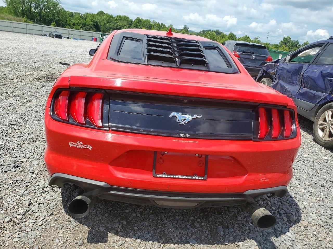 2021 Ford Mustang - zdjęcie 6
