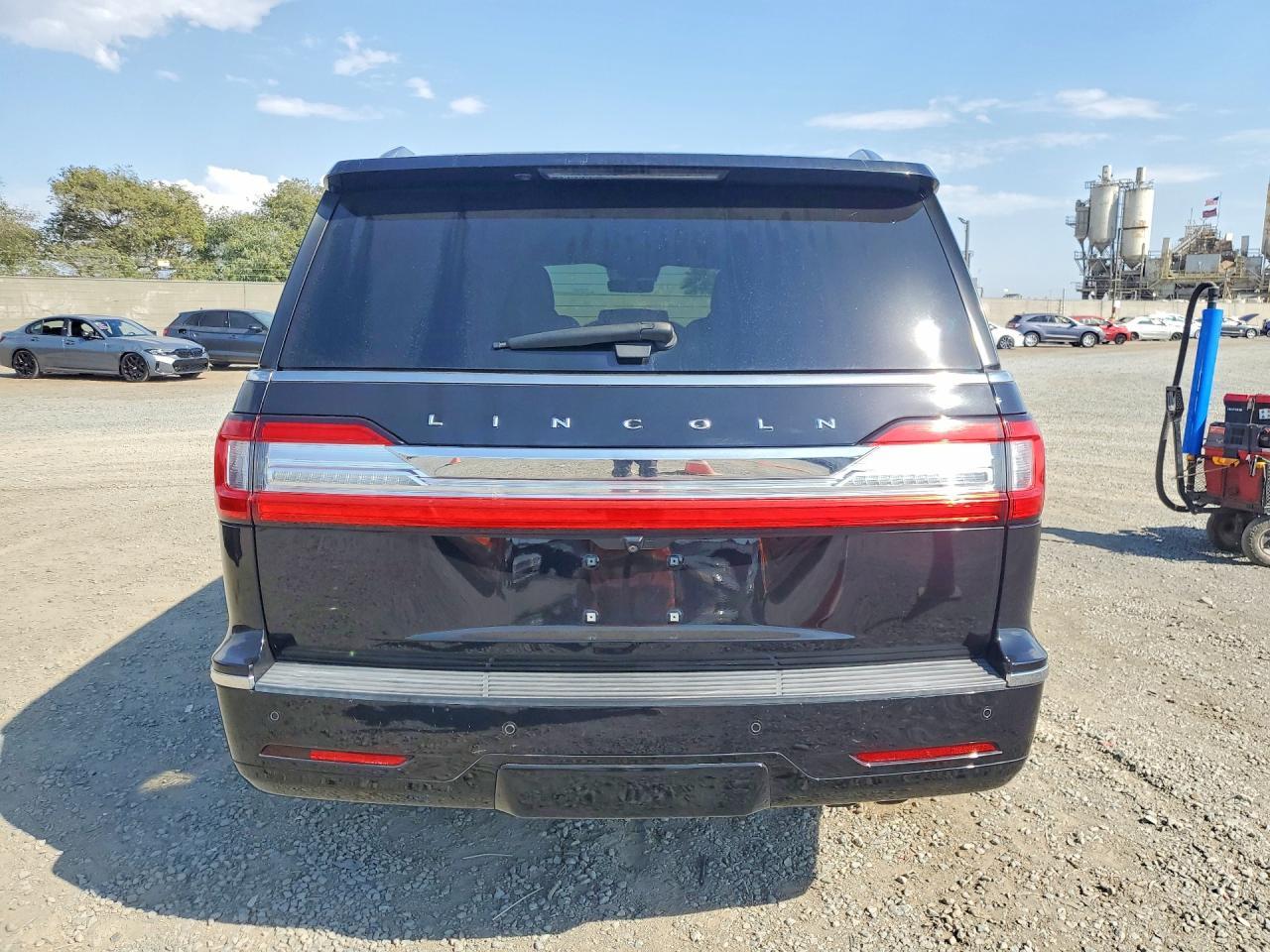 2019 Lincoln Navigator Reserve - zdjęcie 6