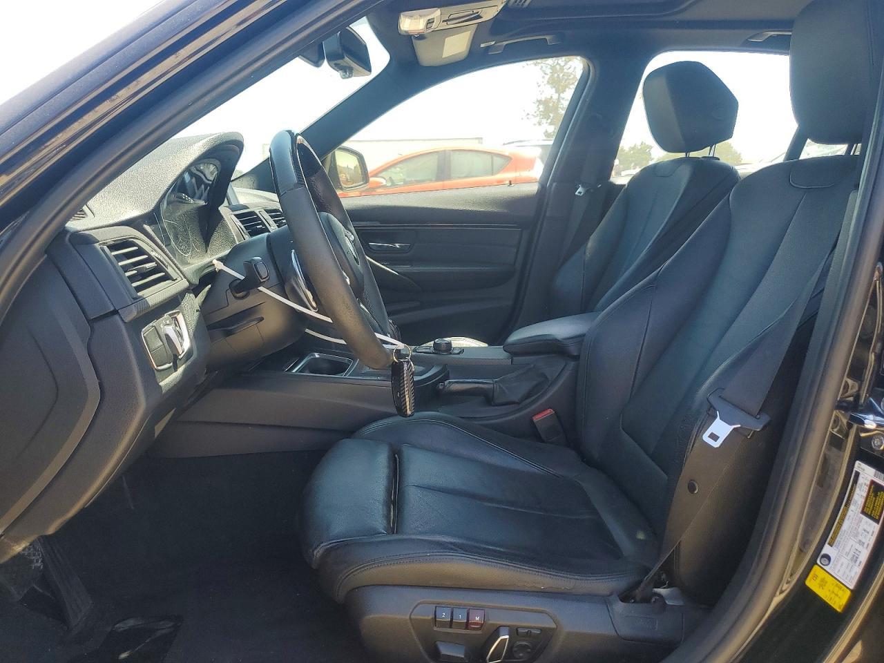 2013 BMW 328 I - zdjęcie 7