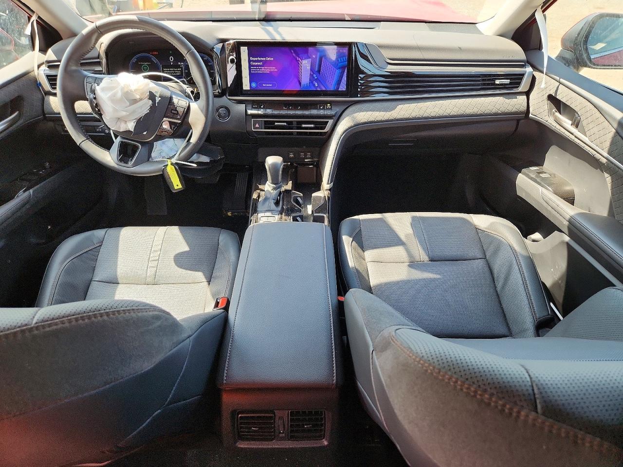 2025 Toyota Camry Xle - zdjęcie 8