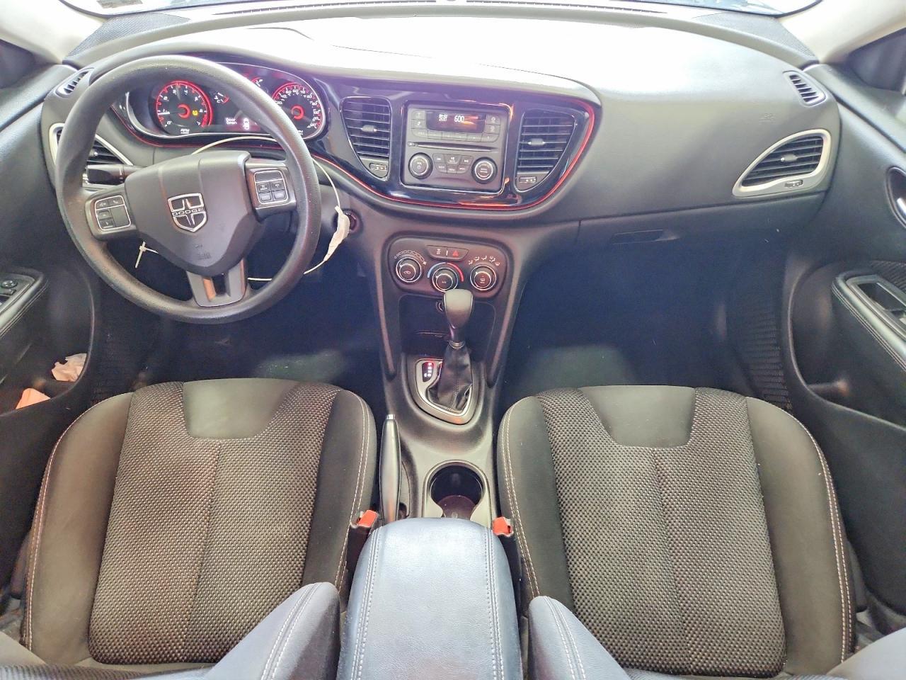 2016 Dodge Dart Sxt - zdjęcie 8