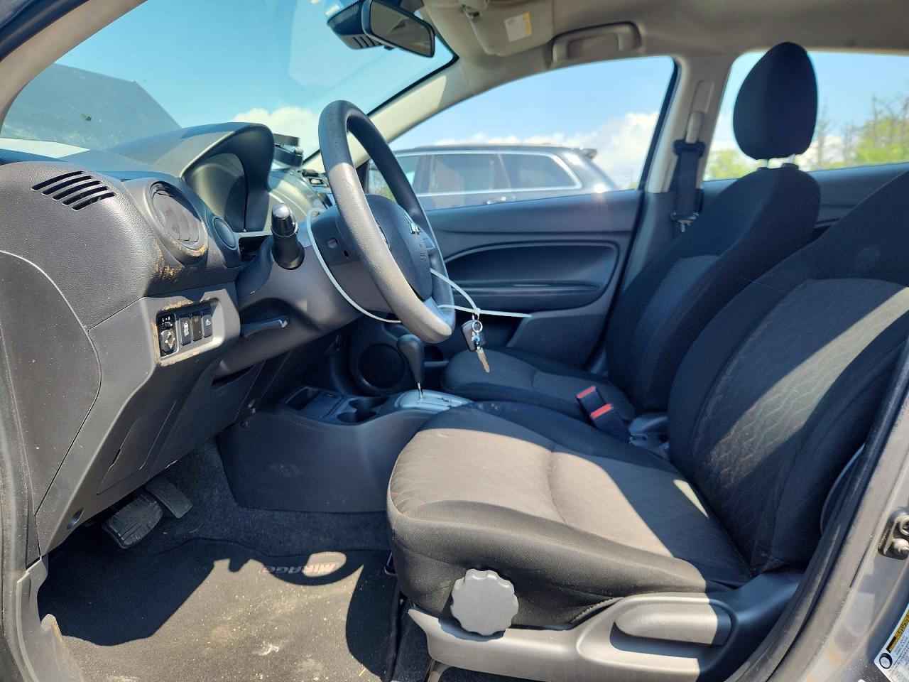 2022 Mitsubishi Mirage De - zdjęcie 7