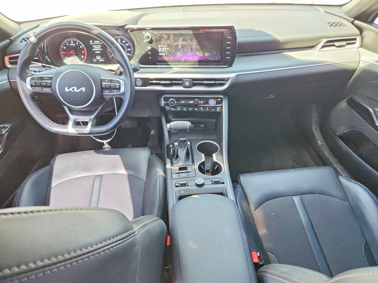 2024 Kia K5 Gt Line - zdjęcie 8