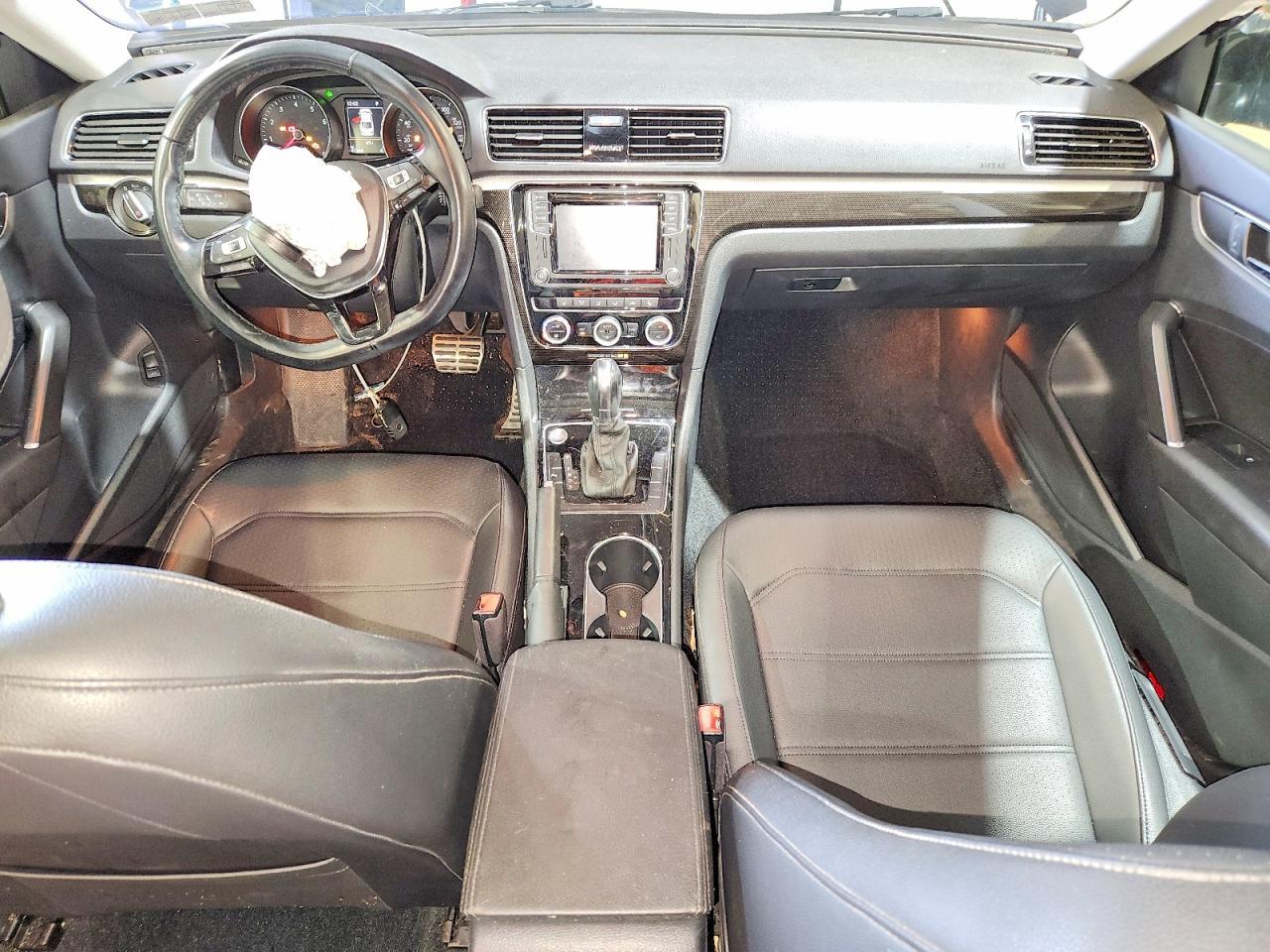 2019 Volkswagen Passat Se R-Line - zdjęcie 8