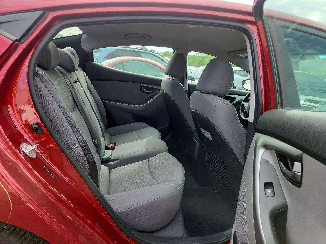 2014 Hyundai Elantra Se - zdjęcie 10