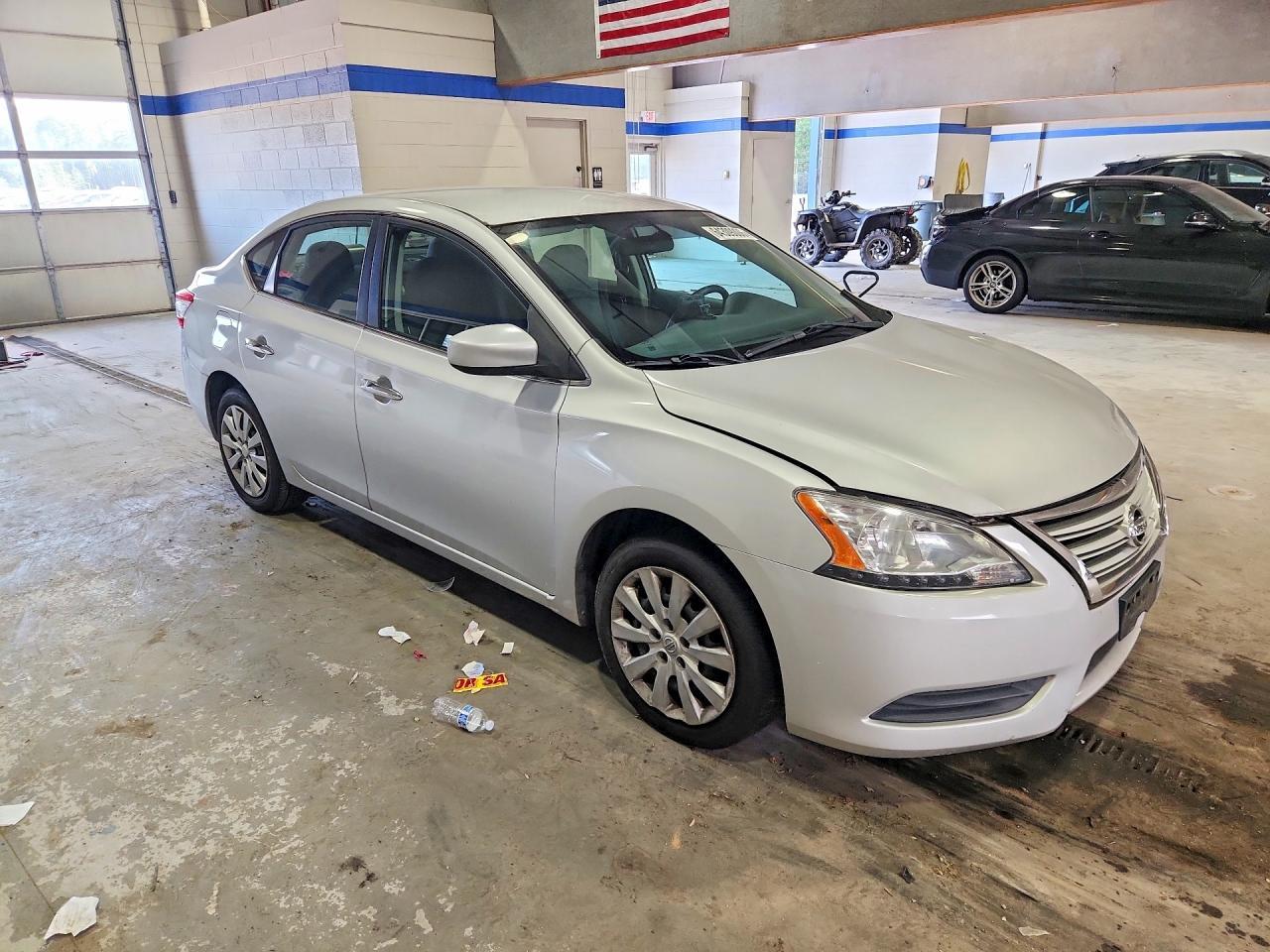 2013 Nissan Sentra S - zdjęcie 4