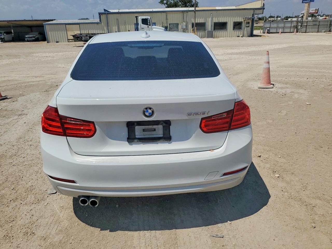 2014 BMW 328 I Sulev - zdjęcie 6