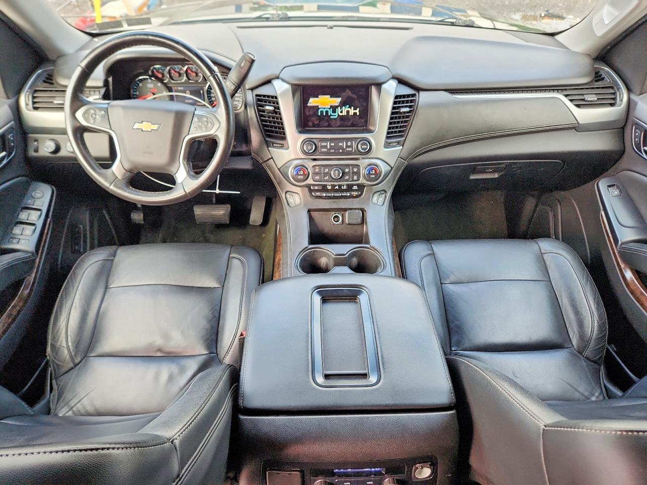 2015 Chevrolet Suburban K1500 Lt - zdjęcie 8