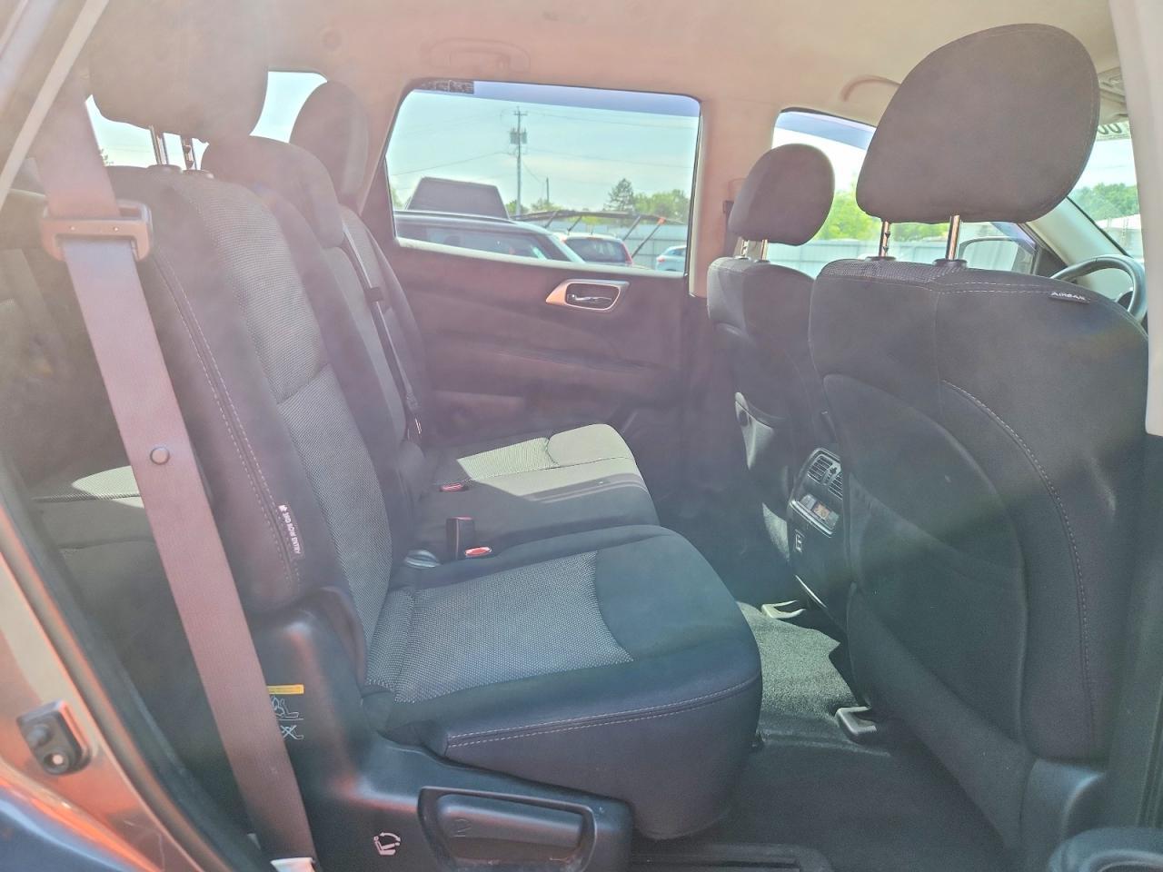 2018 Nissan Pathfinder Sv - zdjęcie 11