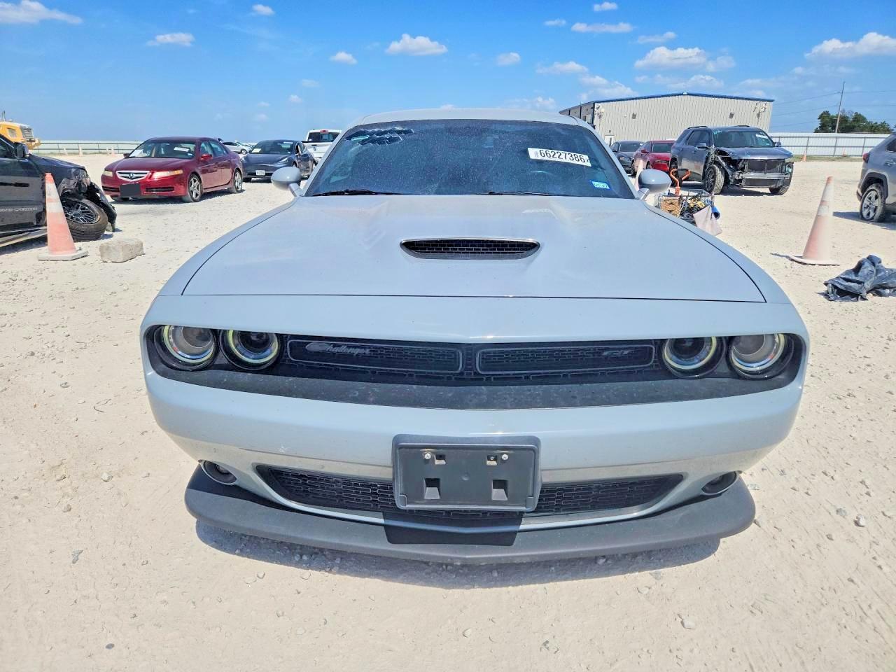 2021 Dodge Challenger Gt - zdjęcie 5
